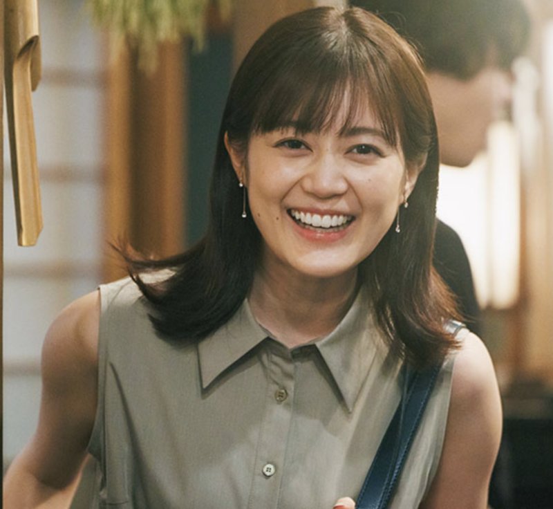 生田絵梨花、9/3リリースの新曲「ピリオド」ジャケ写公開 - OTOTOY