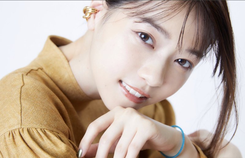 2人そろってピース…志田未来&西野七瀬、満面笑顔の仲良しオフショット公開＜未来のムスコ＞ - WEBザテレビジョン