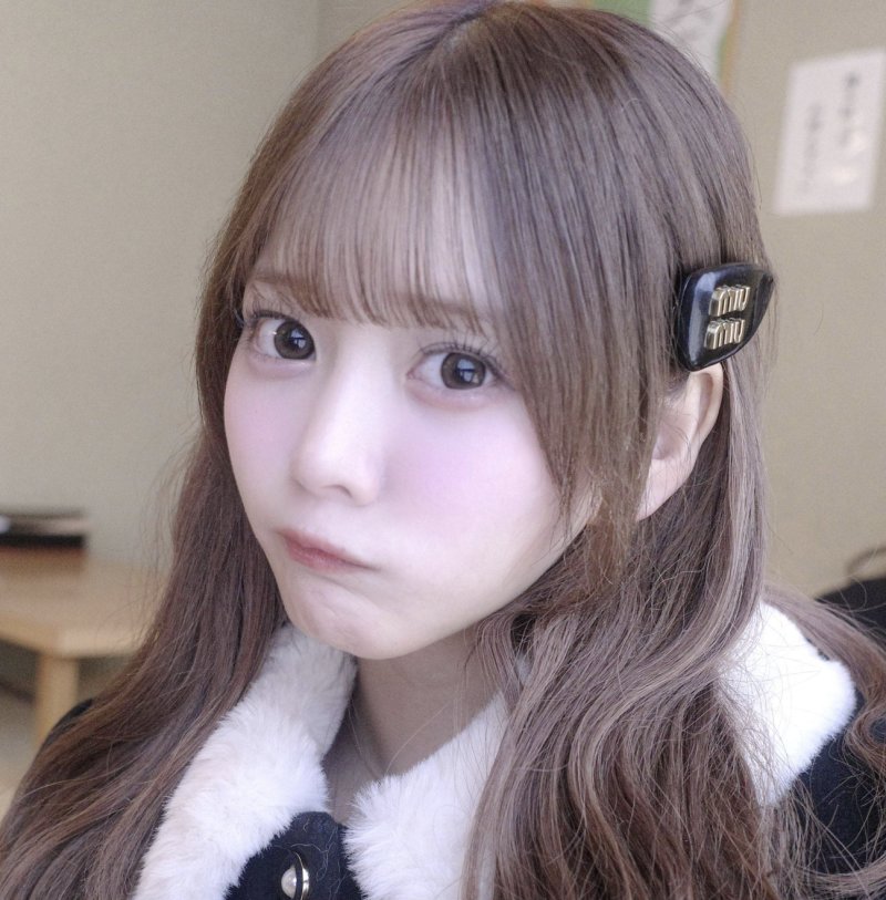 「雪の妖精」齊藤なぎさ ふわふわ帽子のカメラ目線にファンメロメロ「かんんんんわいい」「天使すぎる」 - デイリースポーツ