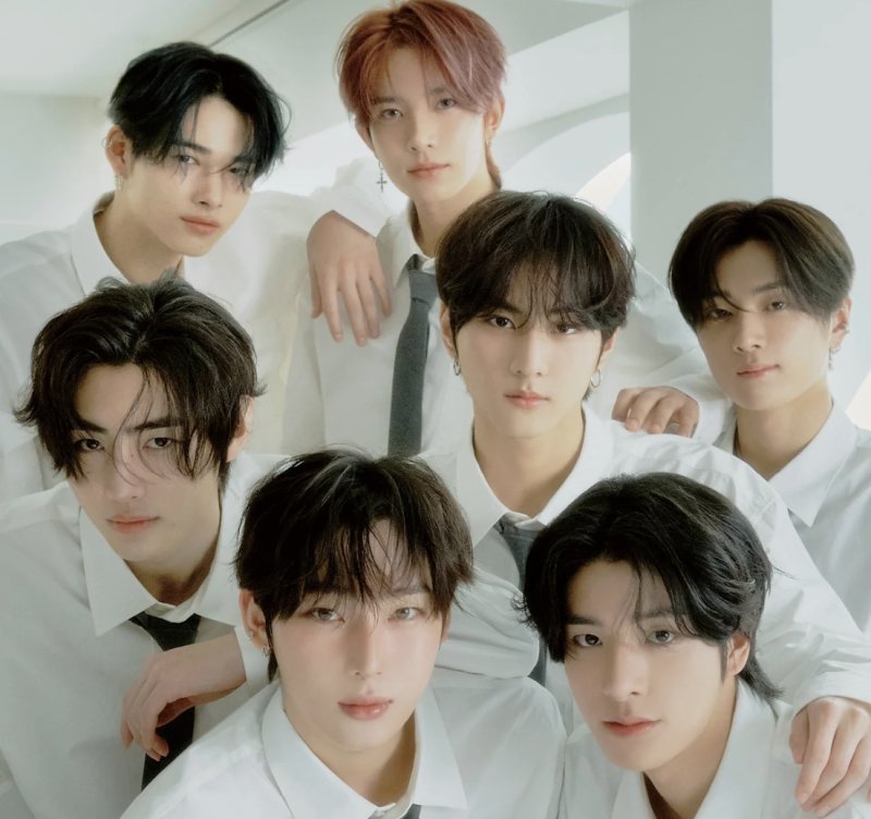 ゾゾとHYBEの協業企画第5弾 ENHYPENとのオリジナルアイテムが登場（FASHIONSNAP） - Yahoo!ニュース