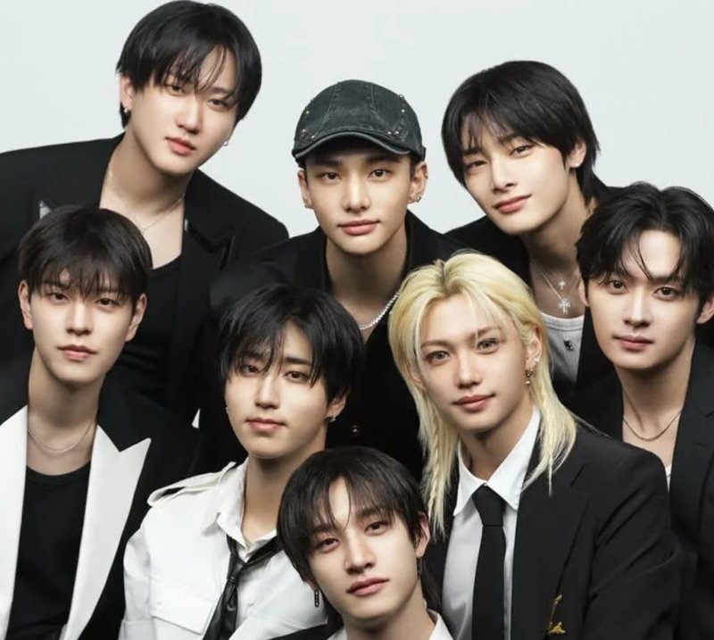 Stray Kids、初のライブドキュメンタリー映画『Stray Kids : The dominATE Experience』 が、2026年5月15日(金)より全国の映画館にて公開決定！ さらに、【特典付き前売券】ムビチケカードも発売！ - ソニーミュージックオフィシャルサイト