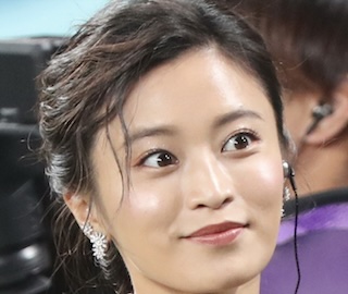 Ruriko Kojima dan suaminya dilarikan ke rumah sakit, dimana suaminya meninggal. Tragedi yang tiba-tiba.