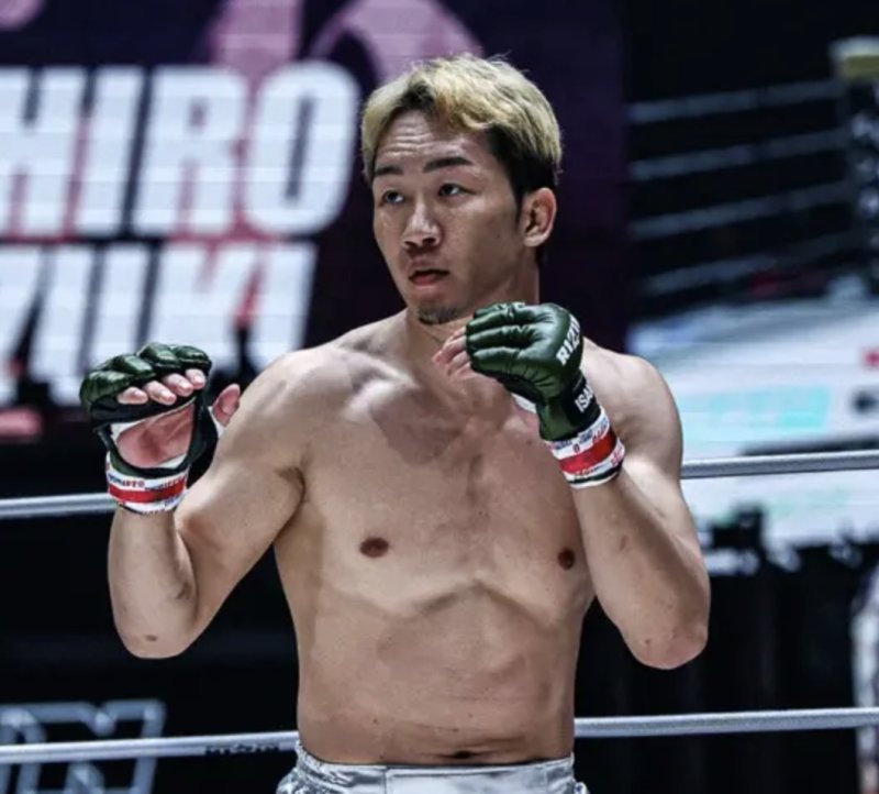 【BD】130kgの喧嘩自慢を豪快KO！ボクシング“高校3冠”男に、朝倉未来も「強いんだよな」（イーファイト） - Yahoo!ニュース