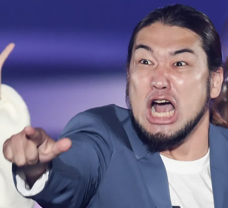 「なんでおんねんw」街頭インタにまさかの人物 ニュース番組に出演するシバターにネット「安心感がある」 - ENCOUNT